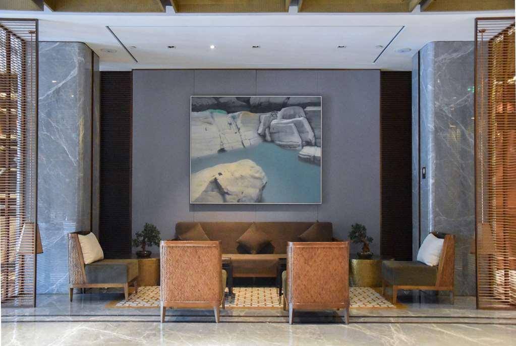 Leshan Ramada Hotel Interior foto
